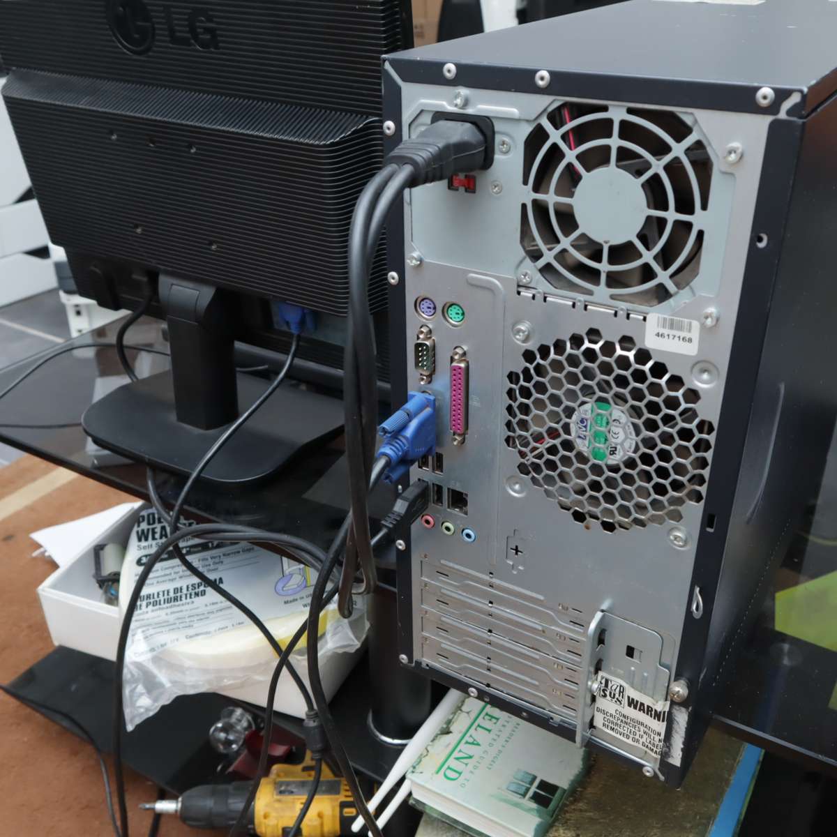 HP Desktop Computer Set | Pentium® 4HT | 2.99GHz | 320GB HDD| 2GB RAM - Pre-Owned