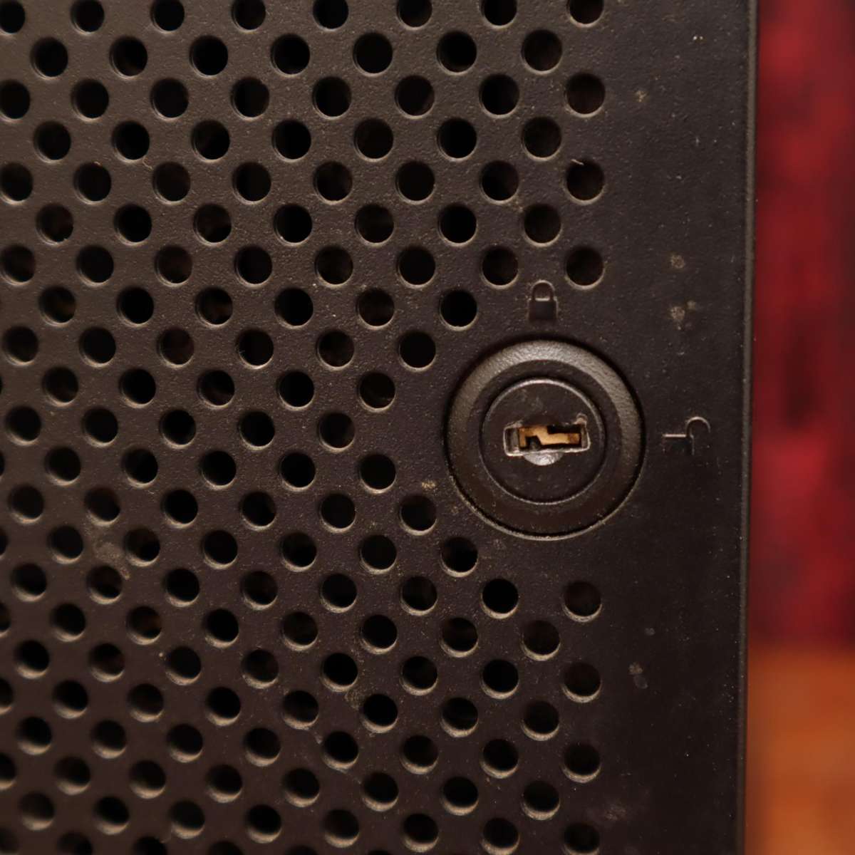 HP ProLiant MicroServer 1.3GHz 4GB RAM AMD Athlon II Neo N36L