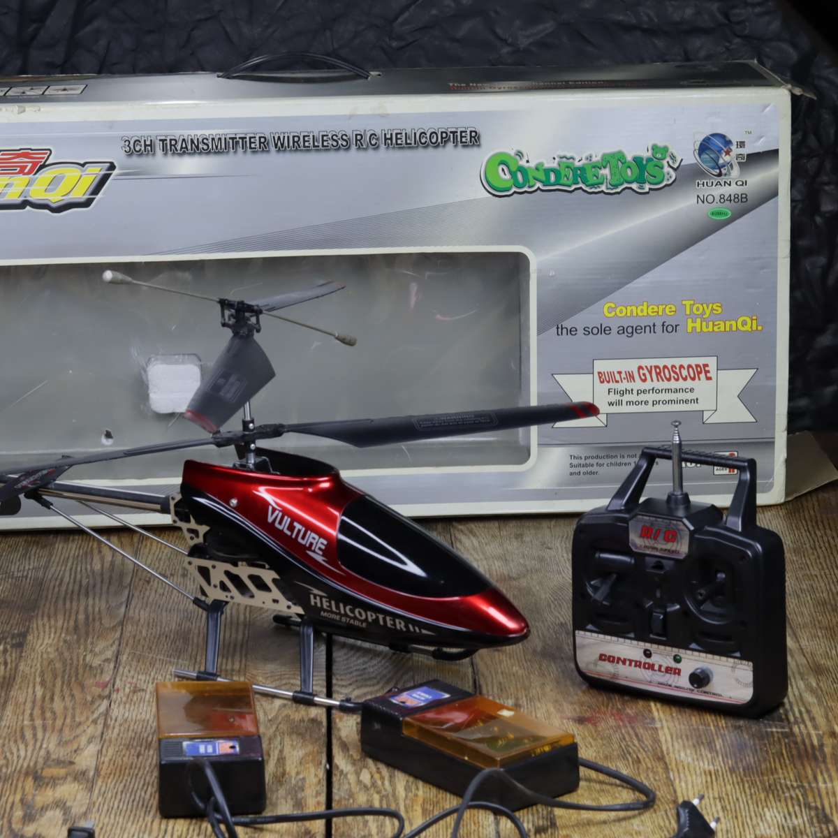 Huan Qi 848B RC 3CH Wireless Helicopter With Remote & Chargers