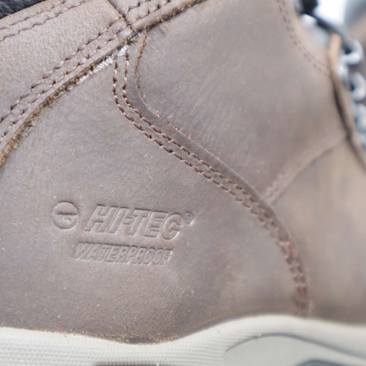 Hi-Tec Altitude V Ultra i WP Women Leather Shoes (US: 7) (UK: 5) (EU: 38)