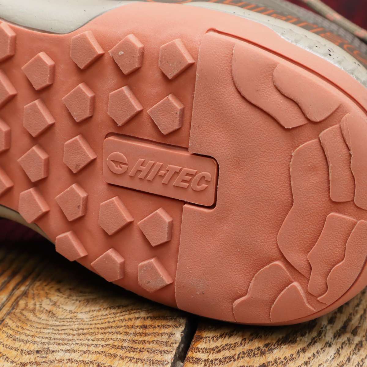 Hi-Tec Shoes Sneakers - UK 9 - US 10 - EU 43