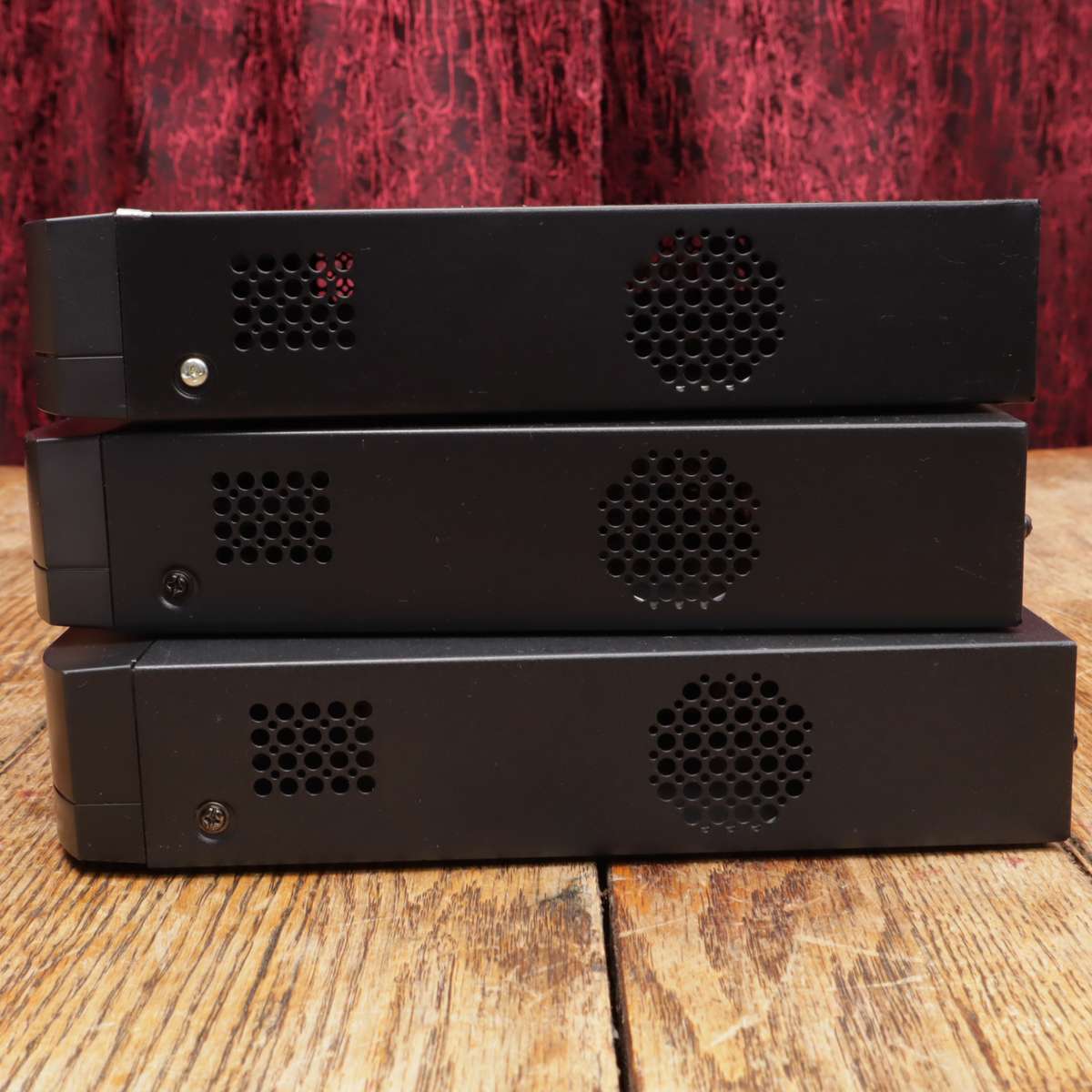 Hikvision DS-7208HGHI-K1 8-Channel 1080P 1U H.265 DVR