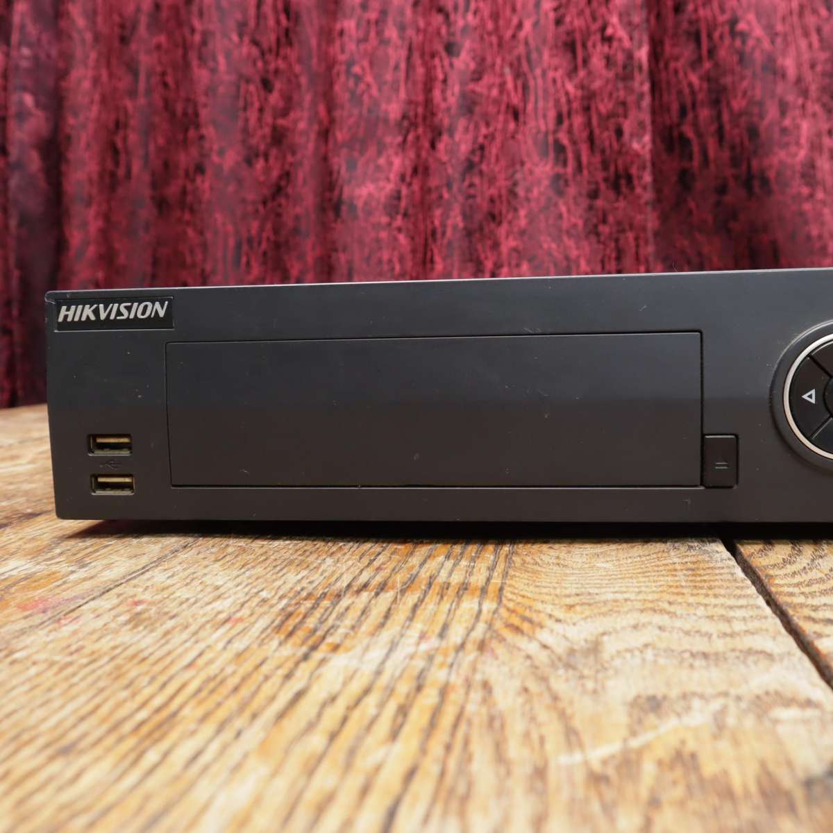 Hikvision DS-7332HQHi-K4 32-Channel Pro DVR 1080p 1.5U H.264