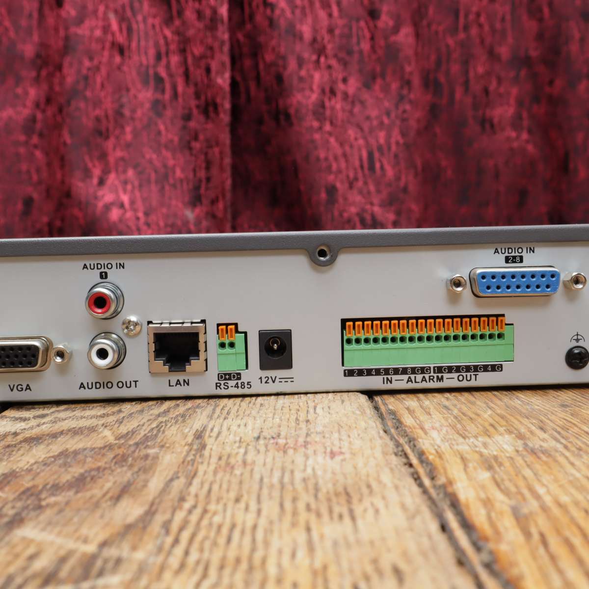 Hikvision iDS-7208HQHI-M1/S 8-Channel 1080P 1U H.265 DVR