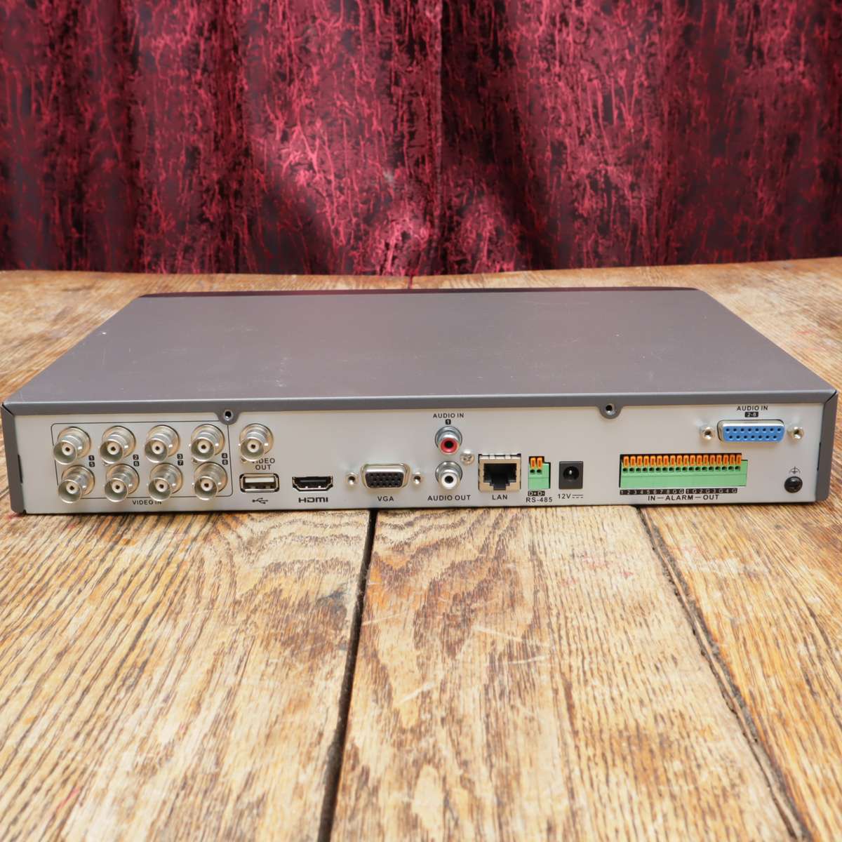 Hikvision iDS-7208HQHI-M1/S 8-Channel 1080P 1U H.265 DVR