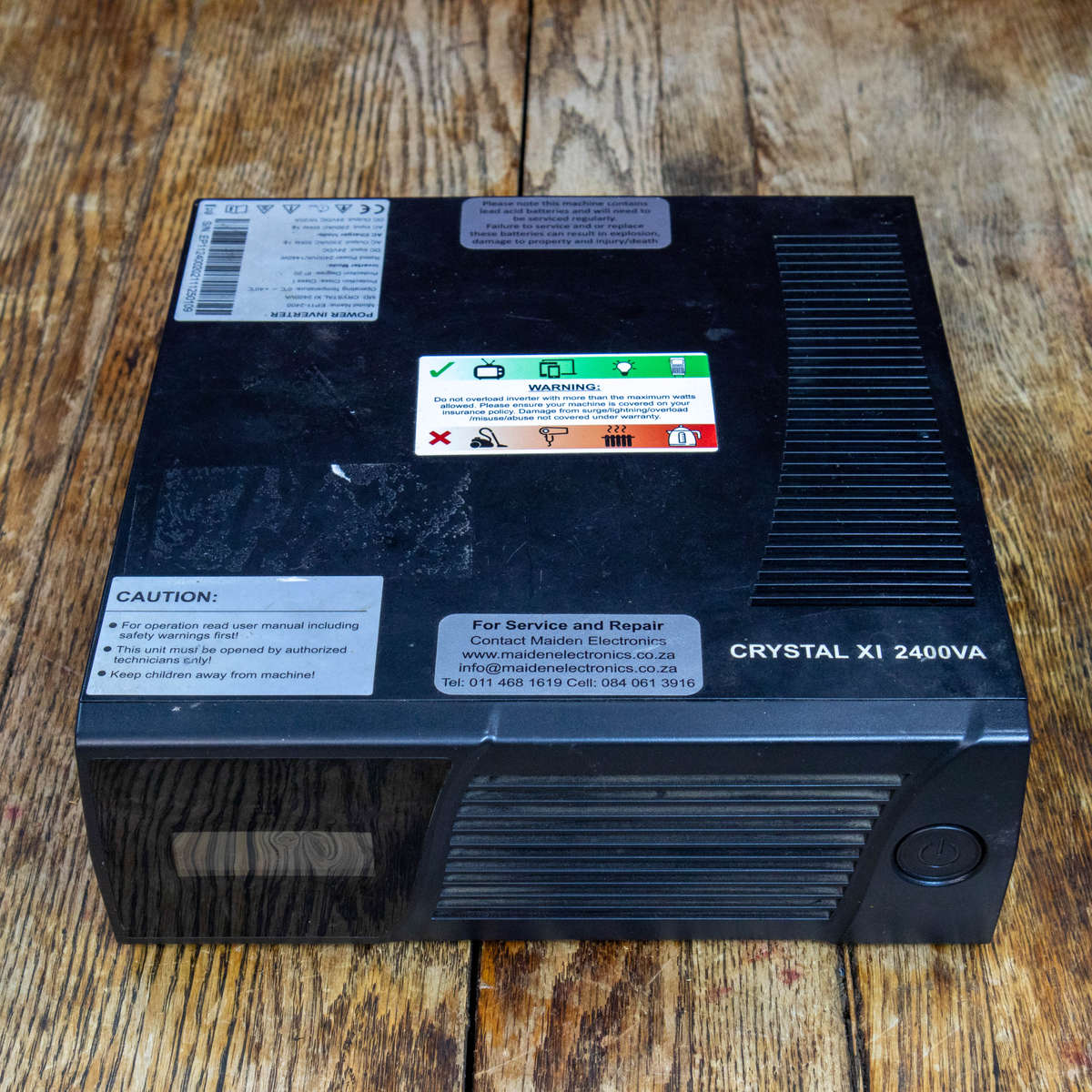 Crystal XI 2400VA Inverter 1440W 24VDC - EP11-2400