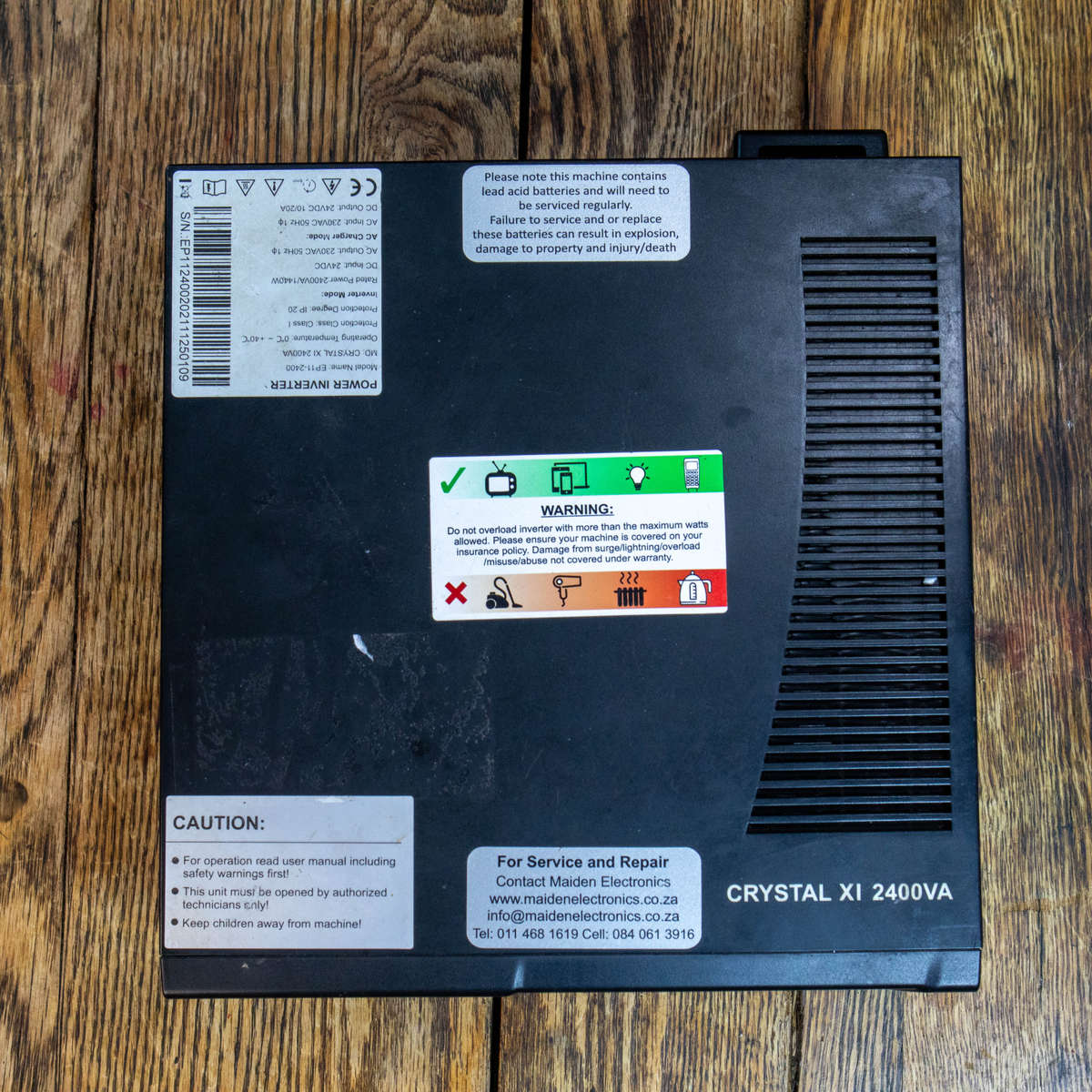 Crystal XI 2400VA Inverter 1440W 24VDC - EP11-2400