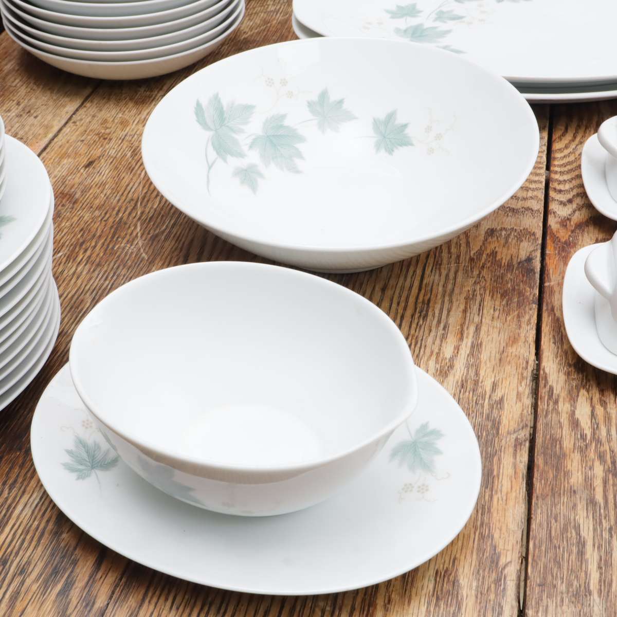 84 Pcs Noritake Cook'n Serve China 102 Wild Ivy Dinnerware Porcelain Dinner Set