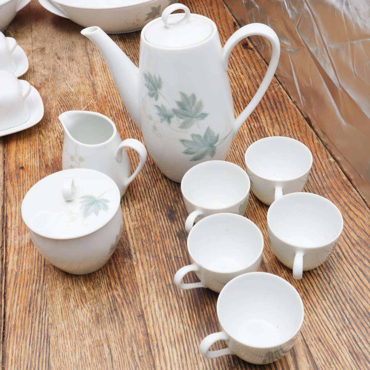 84 Pcs Noritake Cook'n Serve China 102 Wild Ivy Dinnerware Porcelain Dinner Set