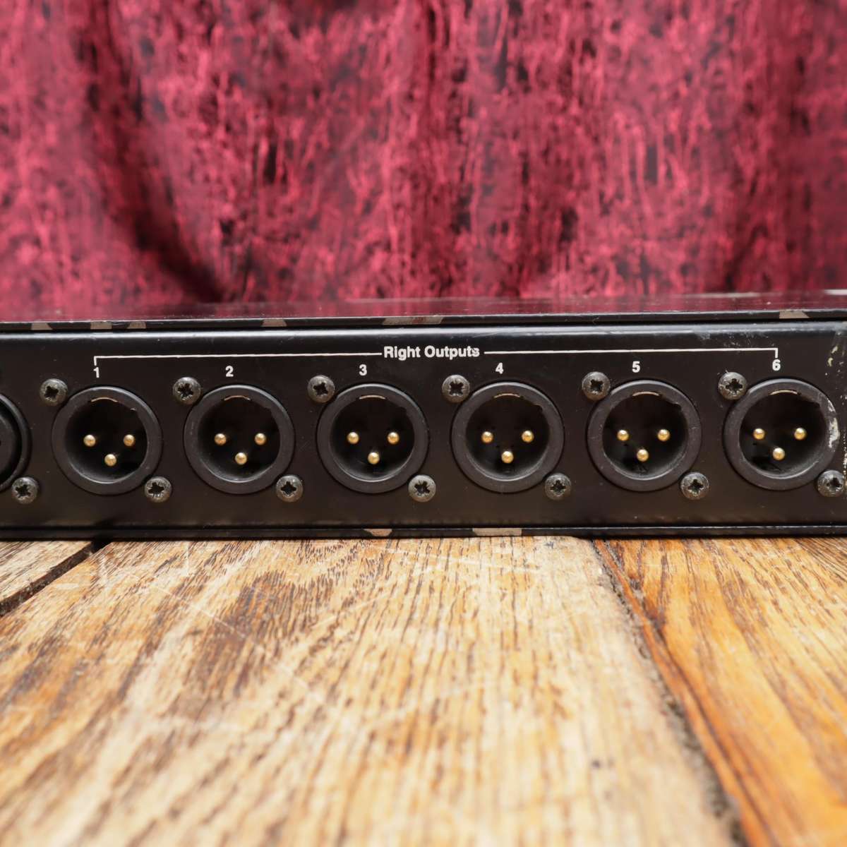 The Audio Edge DA212 XLR Audio Line Distribution Amplifier 6 Stereo Output