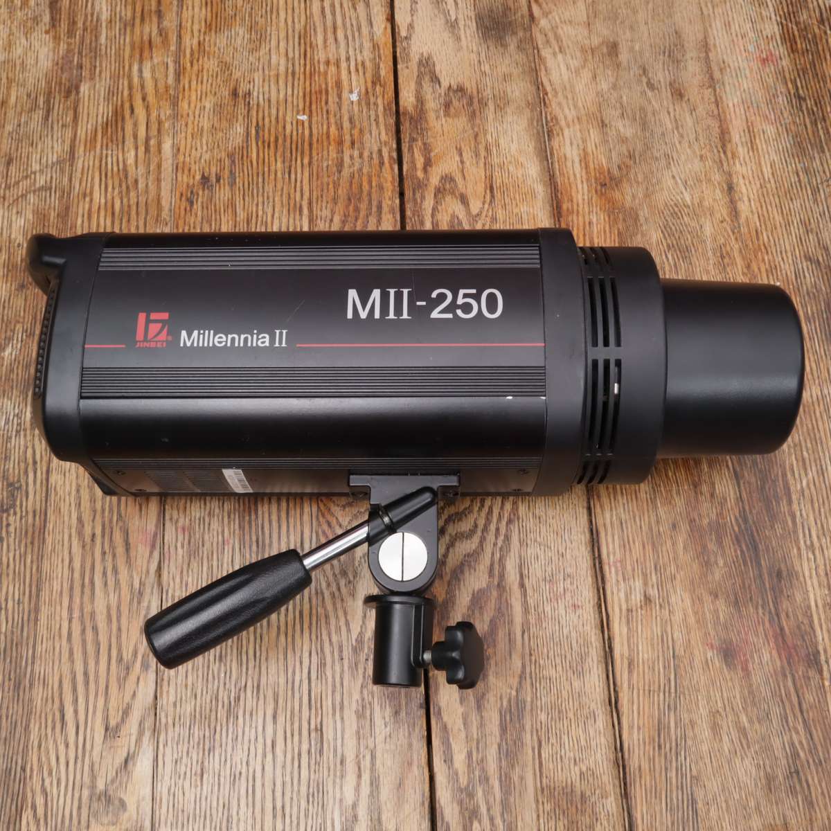 Jinbei 250W Millennia II Studio Strobe Flash with Modeling Lamp MII-250