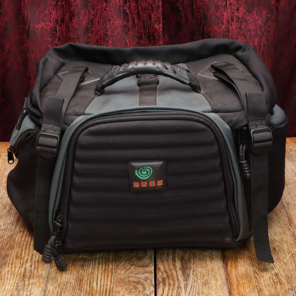Kata WS-604 GDC Waist/Shoulder Camera Bag