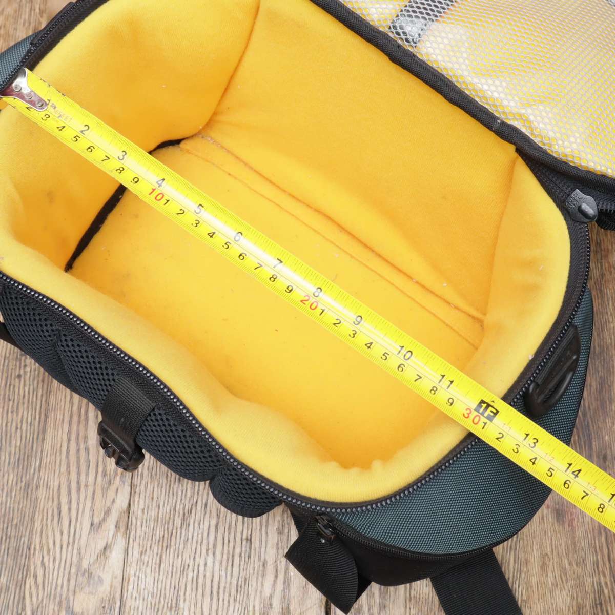 Kata WS-604 GDC Waist/Shoulder Camera Bag