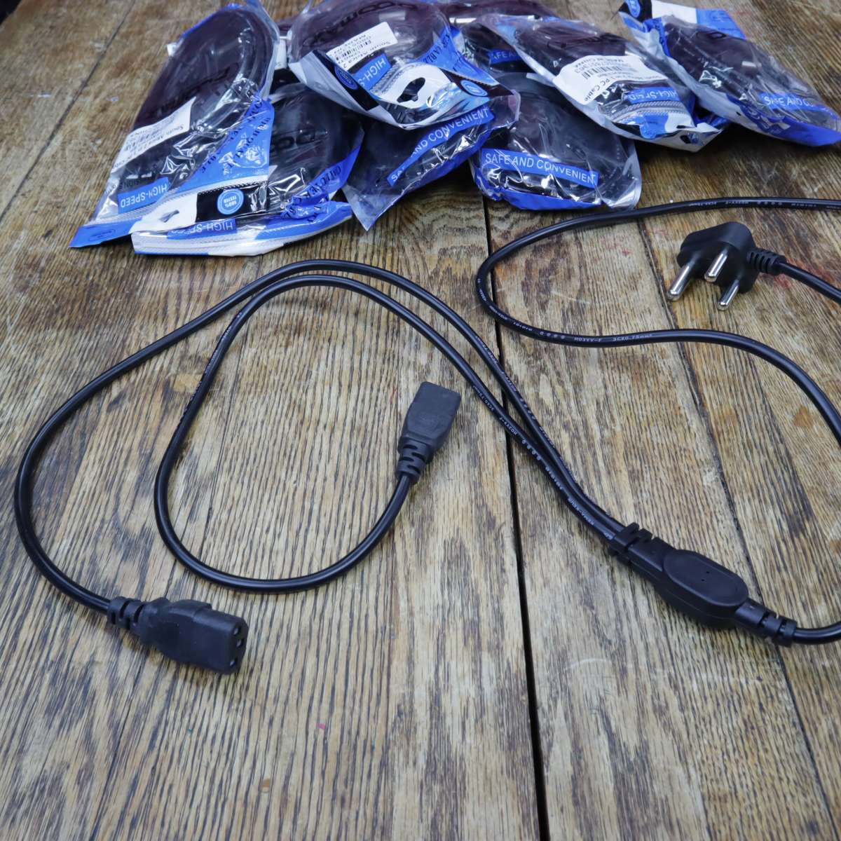 10 Pcs - Dual Head Power Cable 3 Pin Plug to Kettle Cord / IEC C13 Plug 1.8 Meter