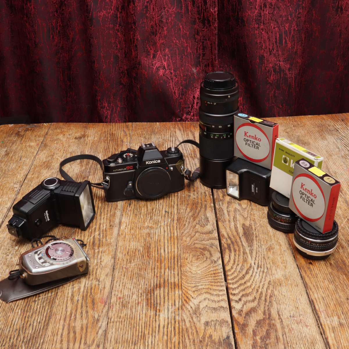 KONICA Autoreflex TC SLR 35mm Film Camera + Lenses - Speedlites - Light Metres - Lens Filters