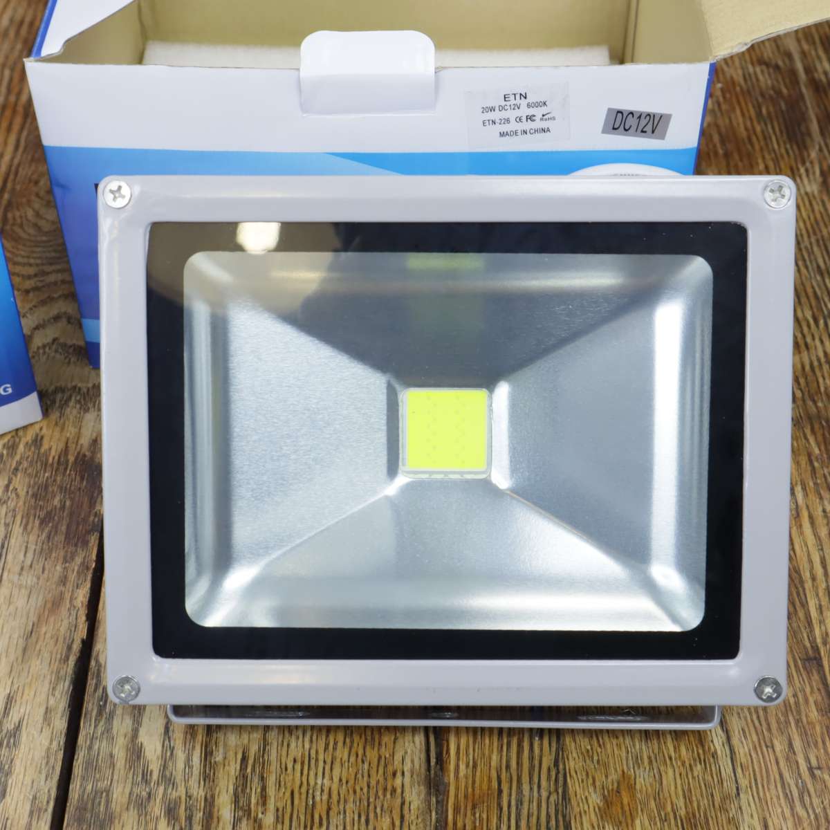 20W Outdoor LED Floodlights 12VDC - 2 Pcs