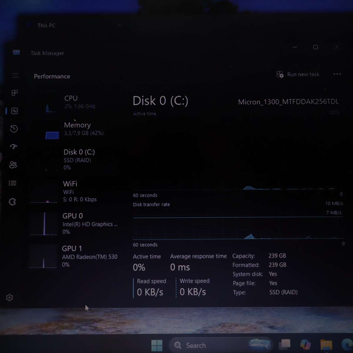 Lenovo IdeaPad 320-15IKB 2.5GHz Core i5 7Th Gen 8GB RAM 250GB SSD 15.6" AMD Radeon(TM) 530