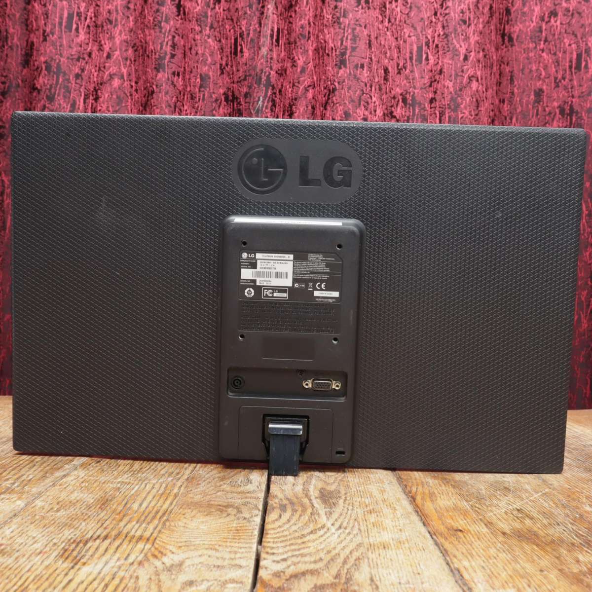 LG FLATRON 20EN33SS-B 19.5-inch LED Monitor 1600 x 900p