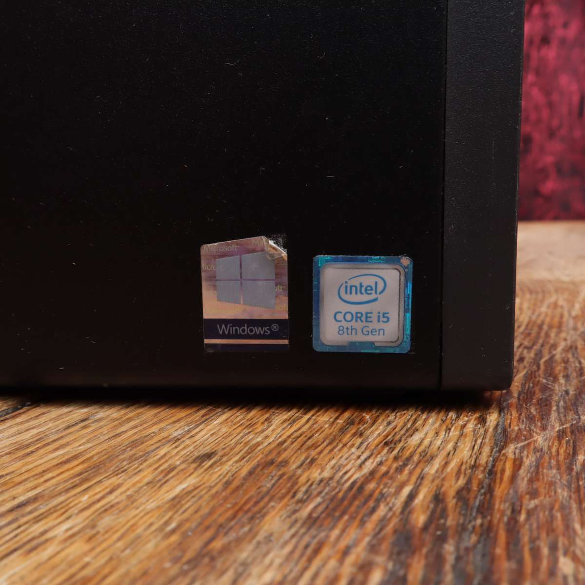 Lenovo ThinkCentre M720s 6-Cores i5-8500 8GB 3.0GHz 256GB NVMe SSD-WiFi Bluetooth