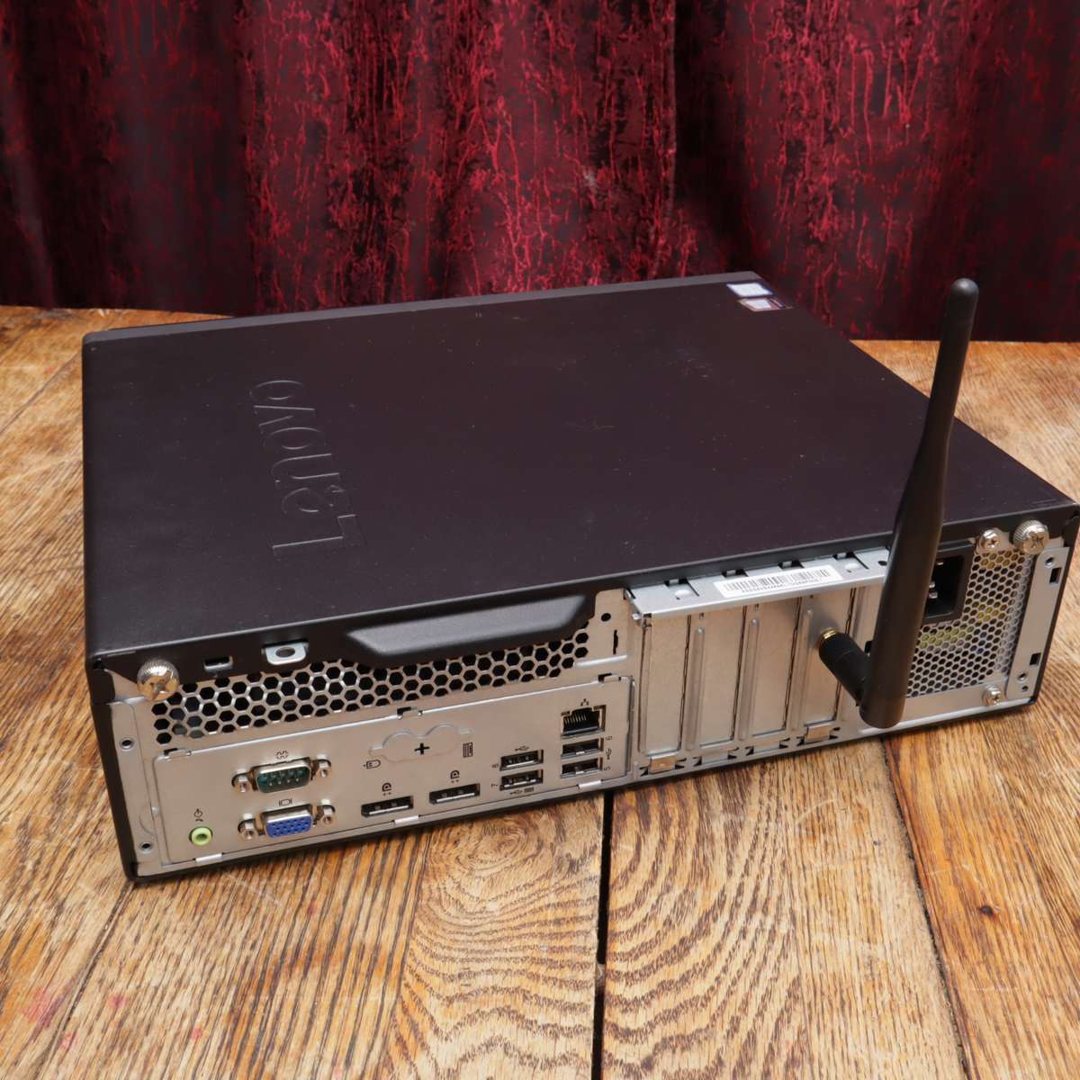 Lenovo ThinkCentre M720s 6-Cores i5-8500 8GB 3.0GHz 256GB NVMe SSD-WiFi Bluetooth