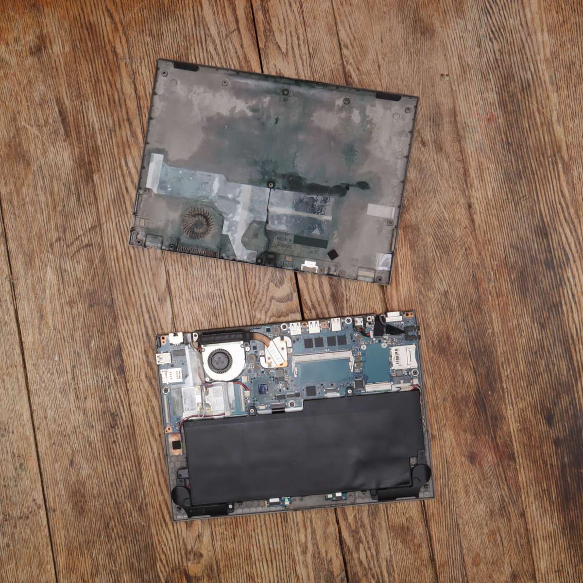 Toshiba Portege Z930 13" Laptop PC Core i7 4GB RAM 2.1GHz