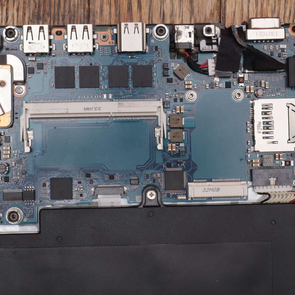 Toshiba Portege Z930 13" Laptop PC Core i7 4GB RAM 2.1GHz