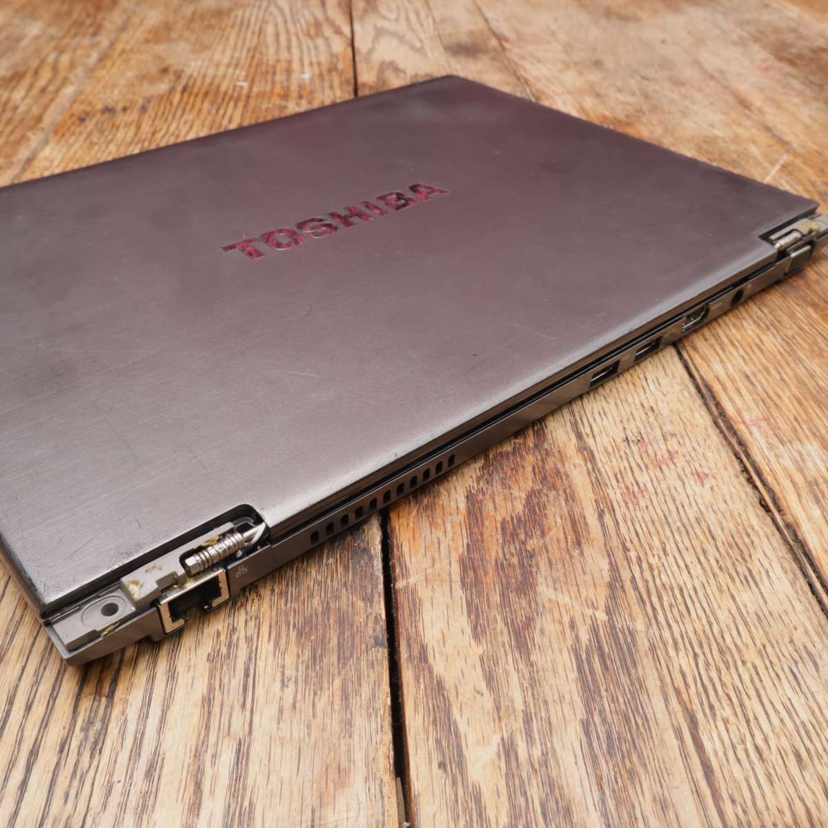 Toshiba Portege Z930 13" Laptop PC Core i7 4GB RAM 2.1GHz