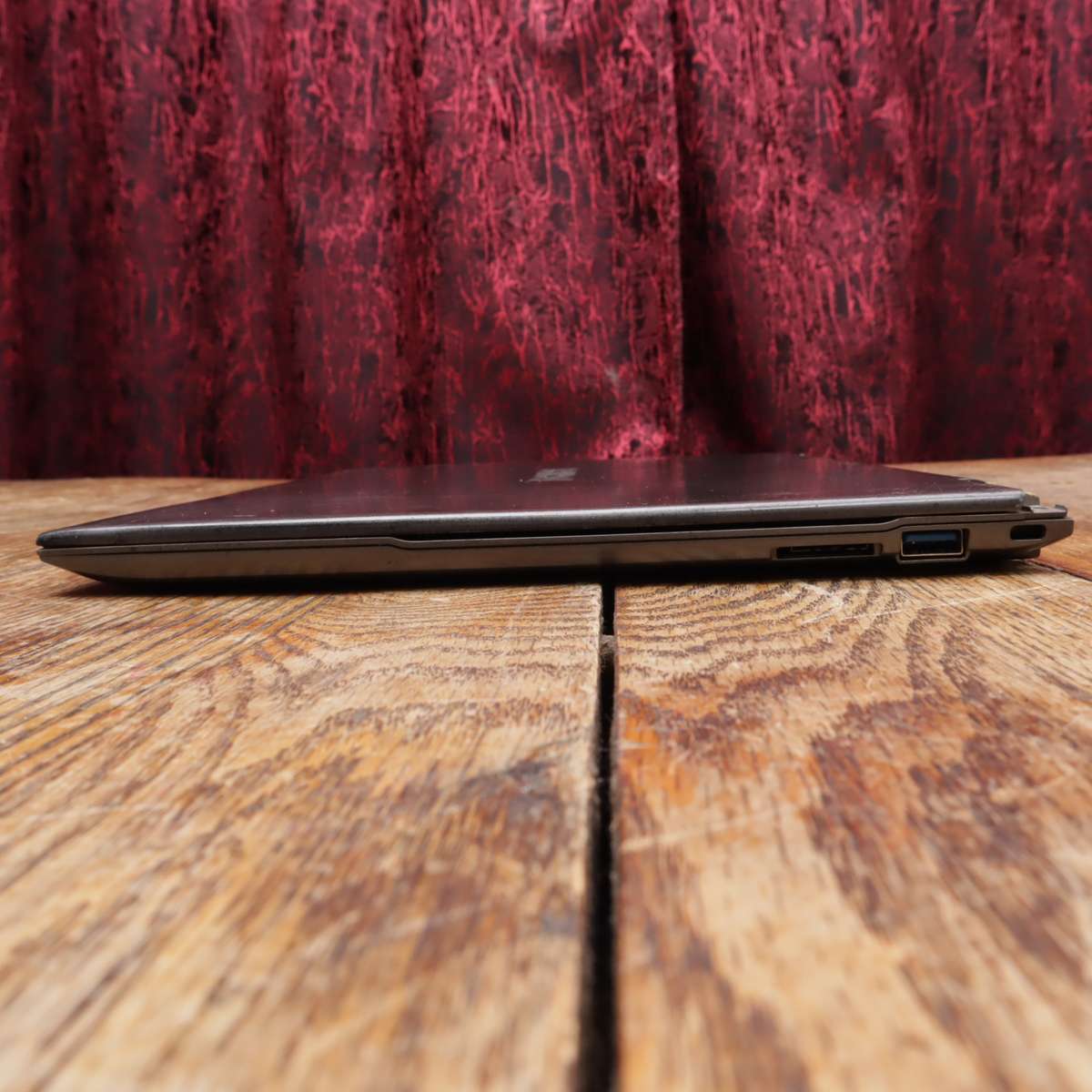 Toshiba Portege Z930 13" Laptop PC Core i7 4GB RAM 2.1GHz