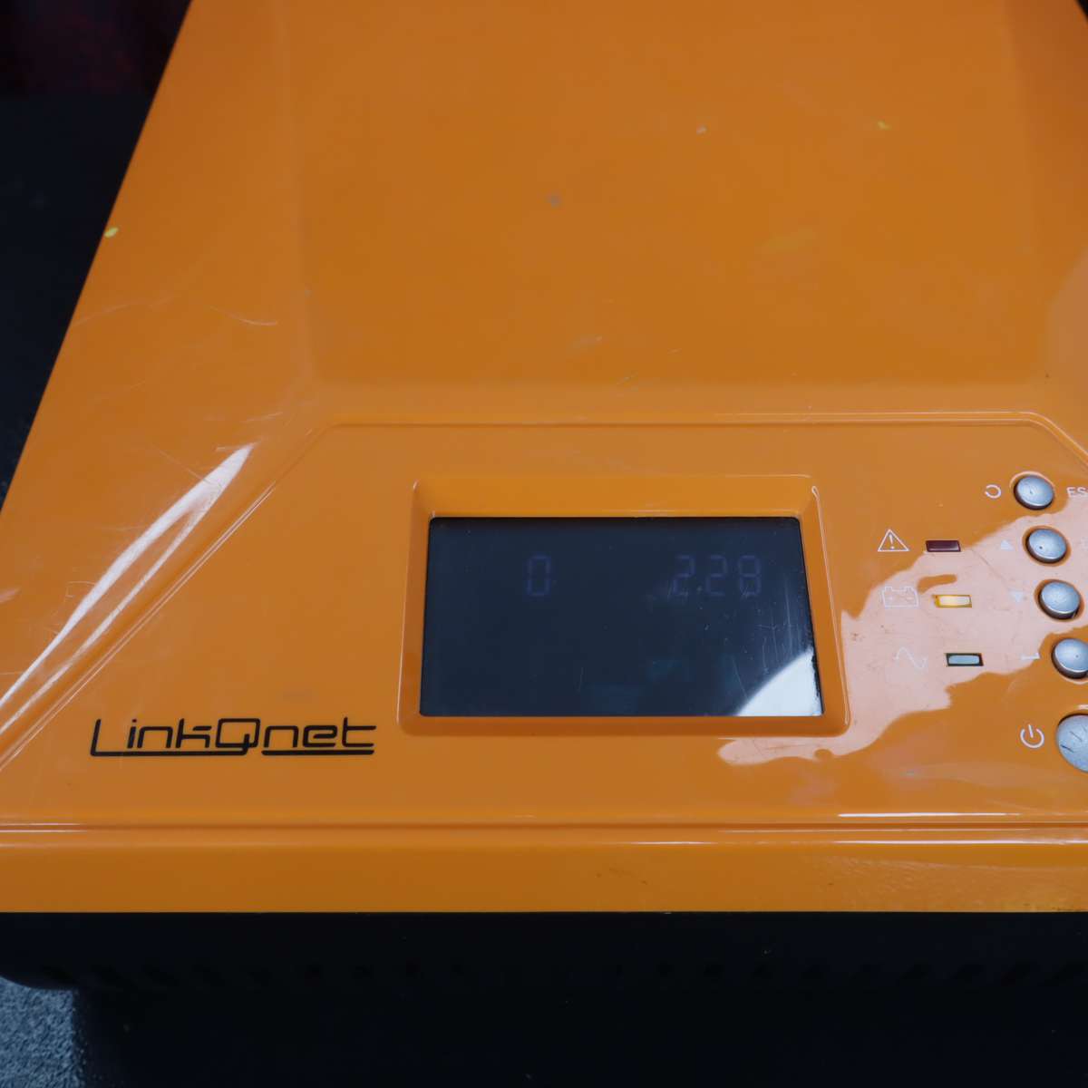 LinkQnet 1KVA 900W Inverter with 12V 100Ah Battery - INV-1000VA-LQ-KC