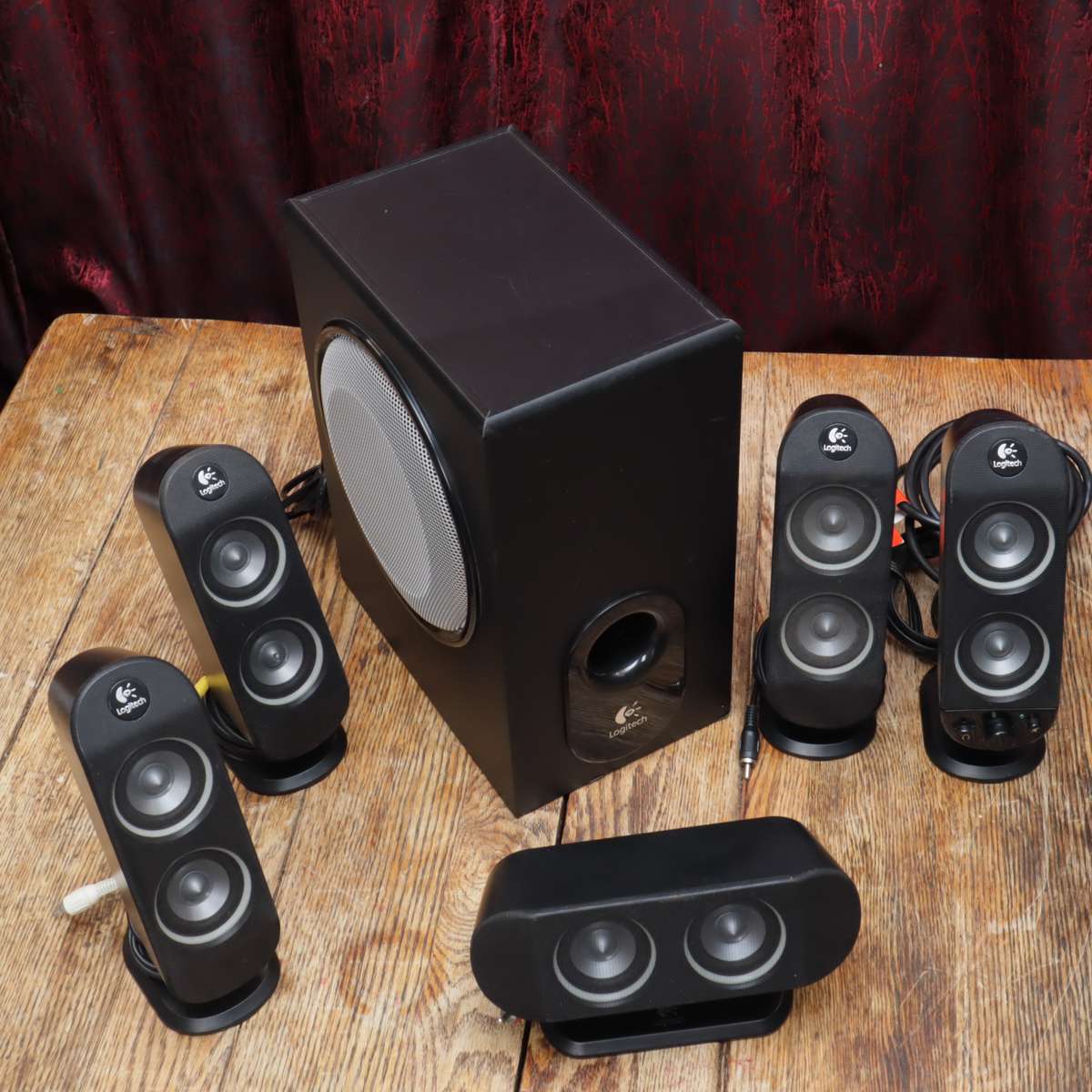Logitech X-530 5.1 Surround Sound Computer Speaker System - Wall-Mountable - (70w) - Pre-Owned