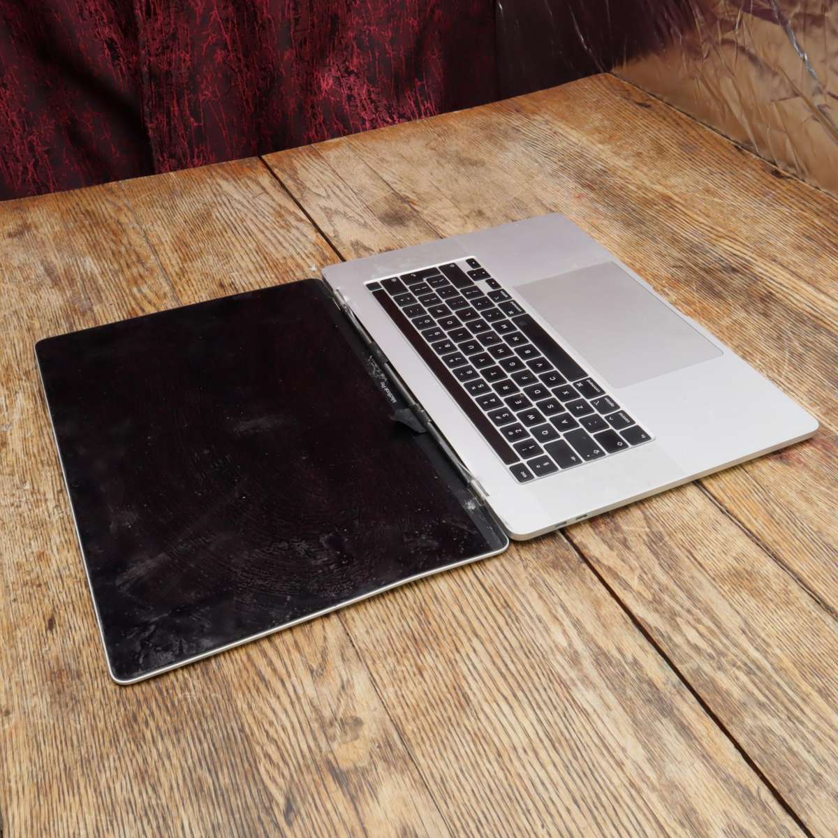 Apple 16-inch MacBook Pro late 2019 - A2141