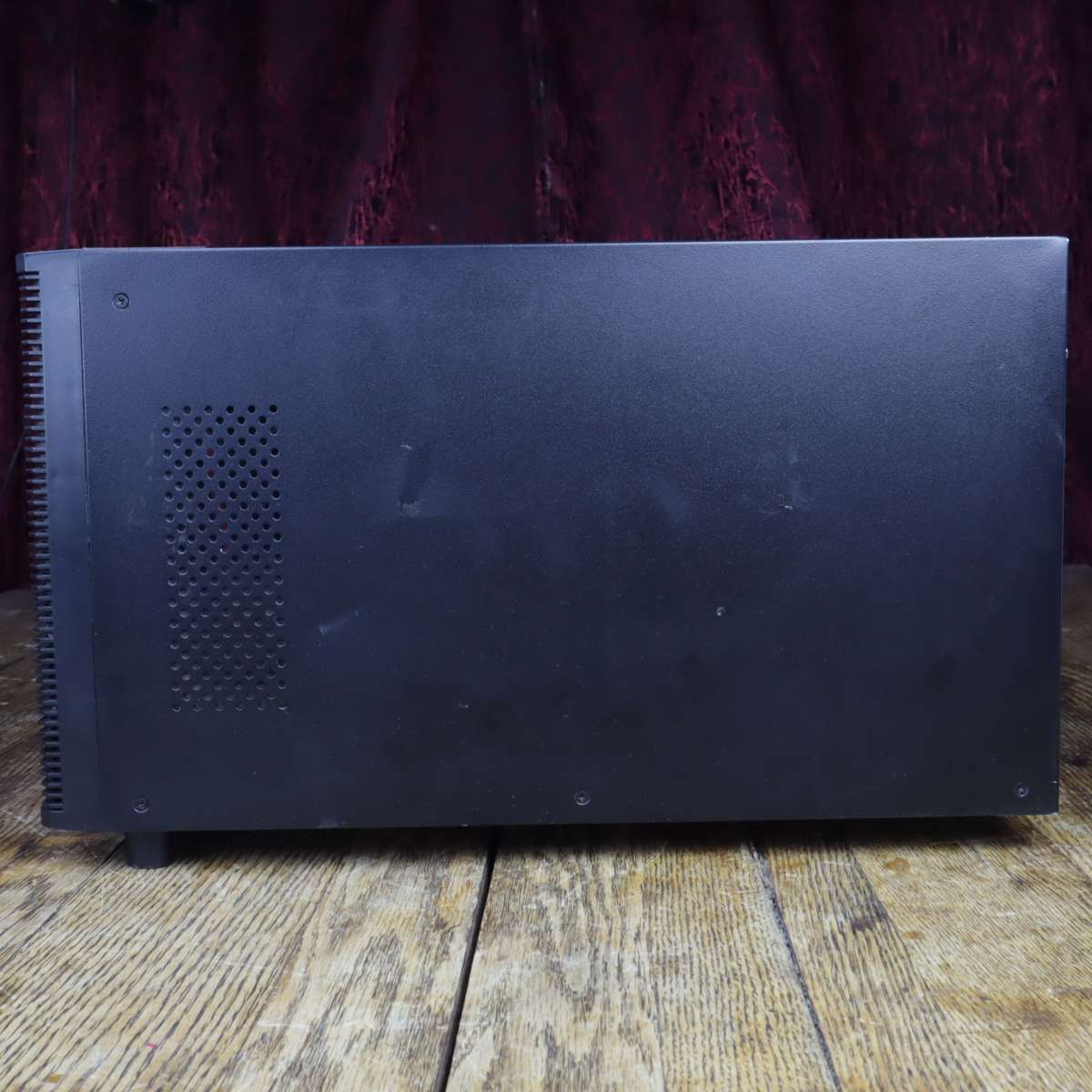 Mecer ME-2000-WPTU Online UPS 2000VA/1600W - Pre-Owned