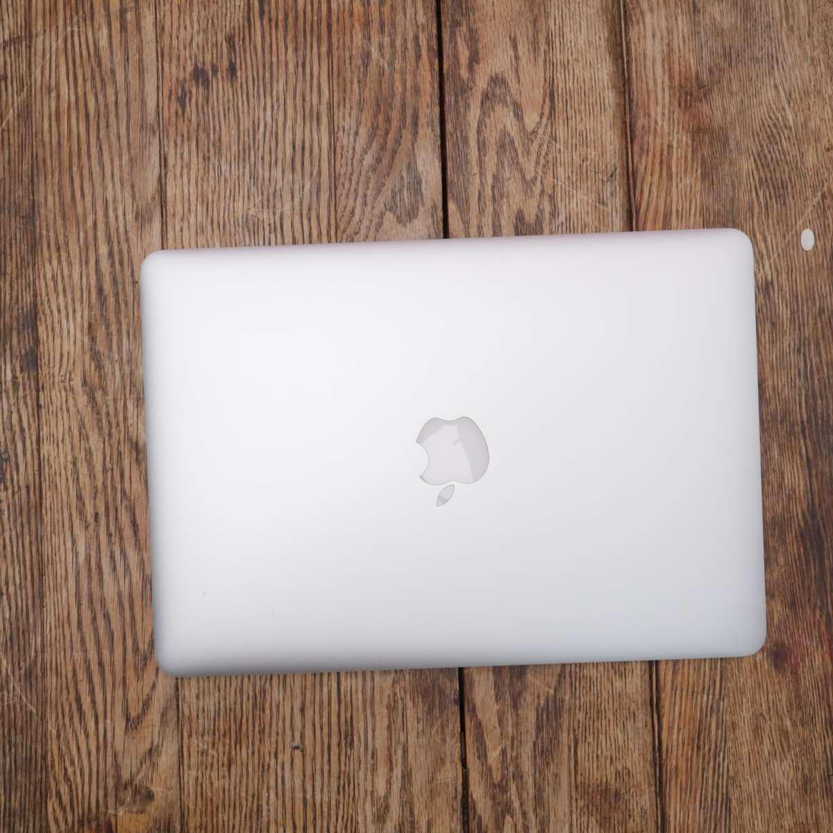 Apple 13" MacBook Air A1466 - SPARE OR REPAIR