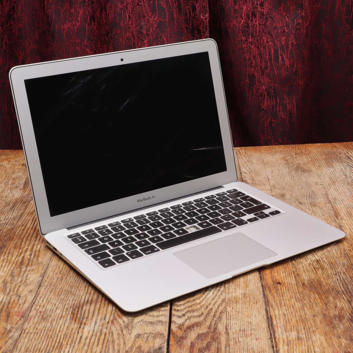 Apple 13" MacBook Air A1466 - SPARE OR REPAIR