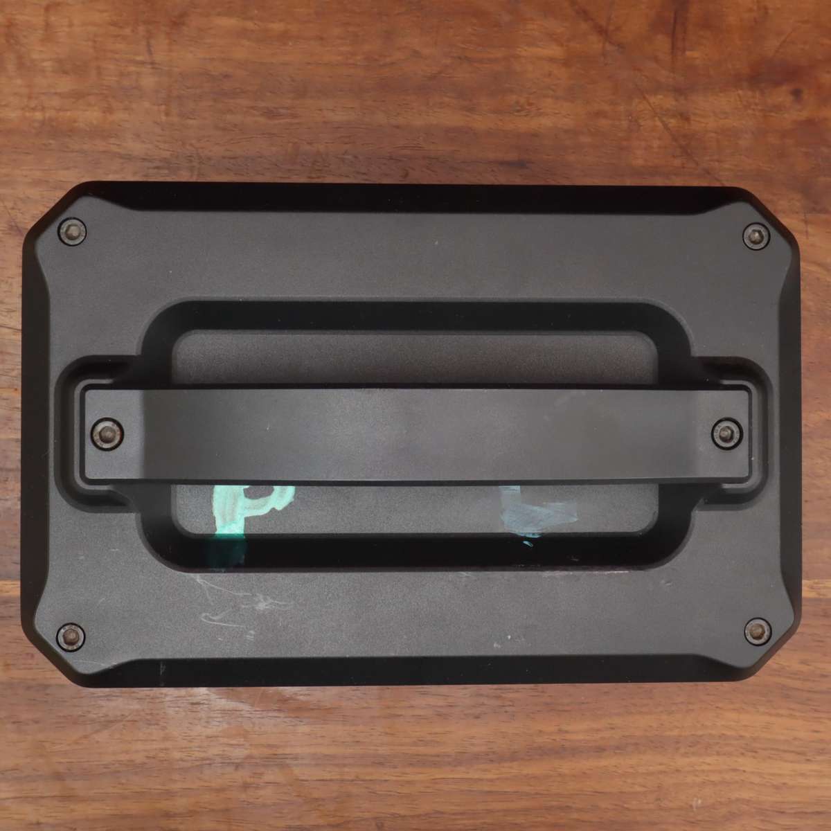 Magneto M600P1 - 600W Portable Power Station