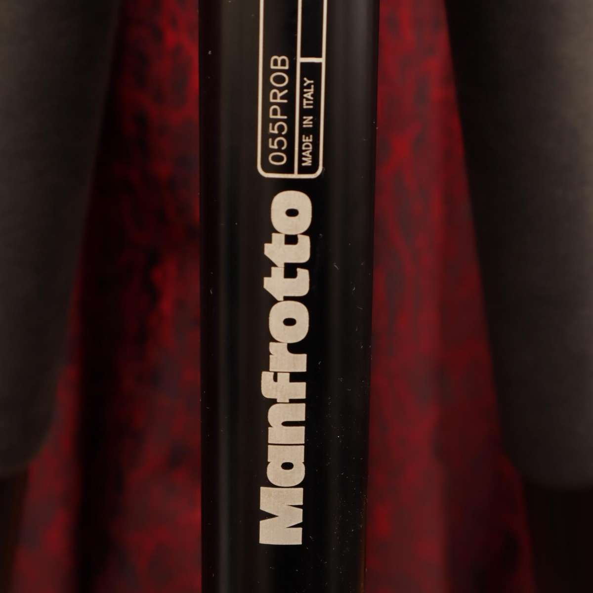 Manfrotto 055PROB Aluminium Tripod With Manfrotto 804RC2 Head