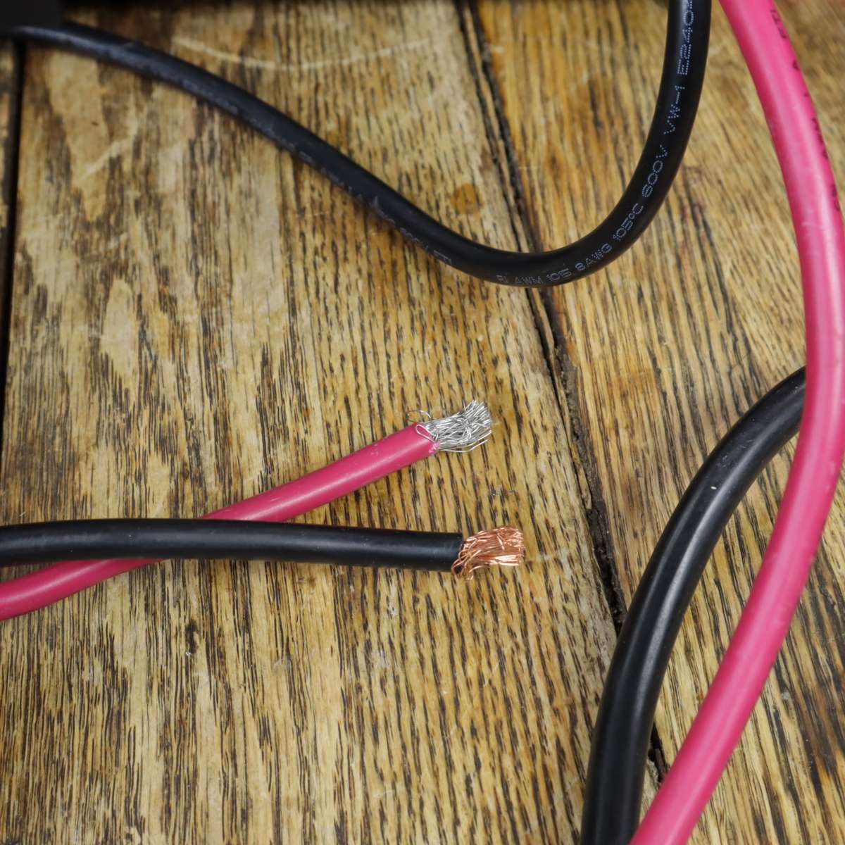 Mecer 2400VA, 1800W, 24V Inverter With MPPT Solar Charger  (IVR-2400MPPT) - Pre-Owned