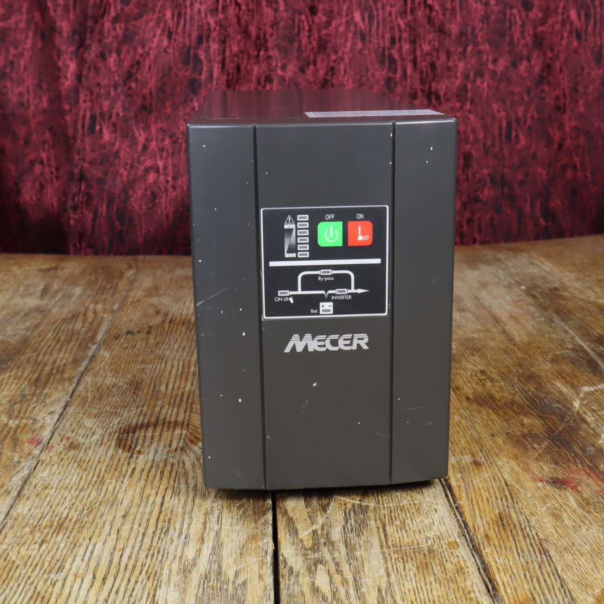 Mecer ME-1000TBK  UPS | 1000VA | 0.7KW | Brand New Batteries