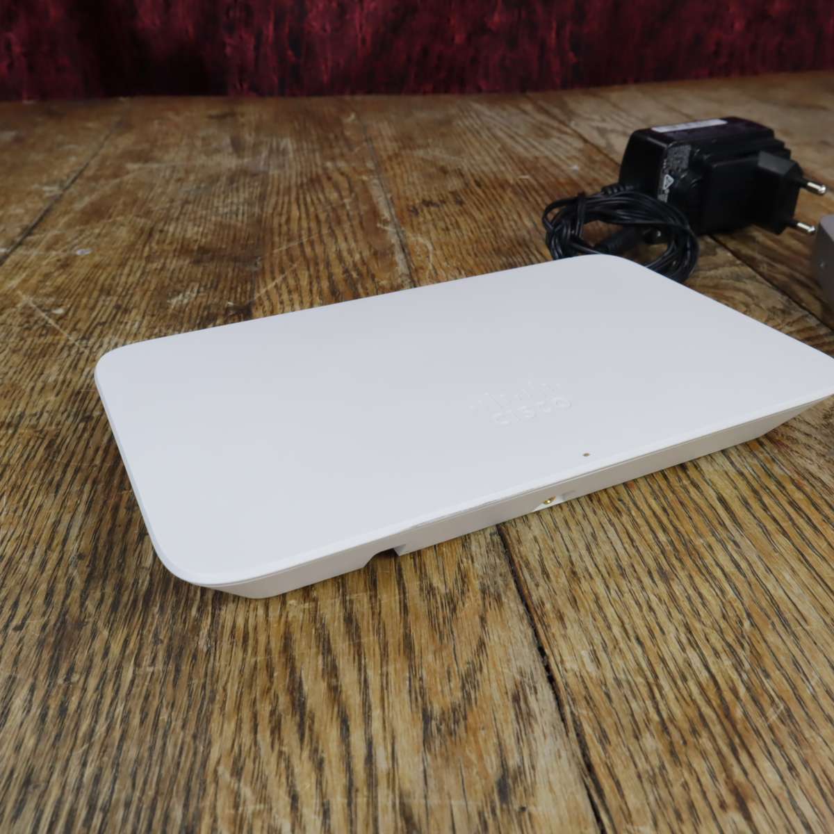 Cisco Cloud Managed Devices | Meraki MX64 and Meraki MR20 | - Pre-Owned