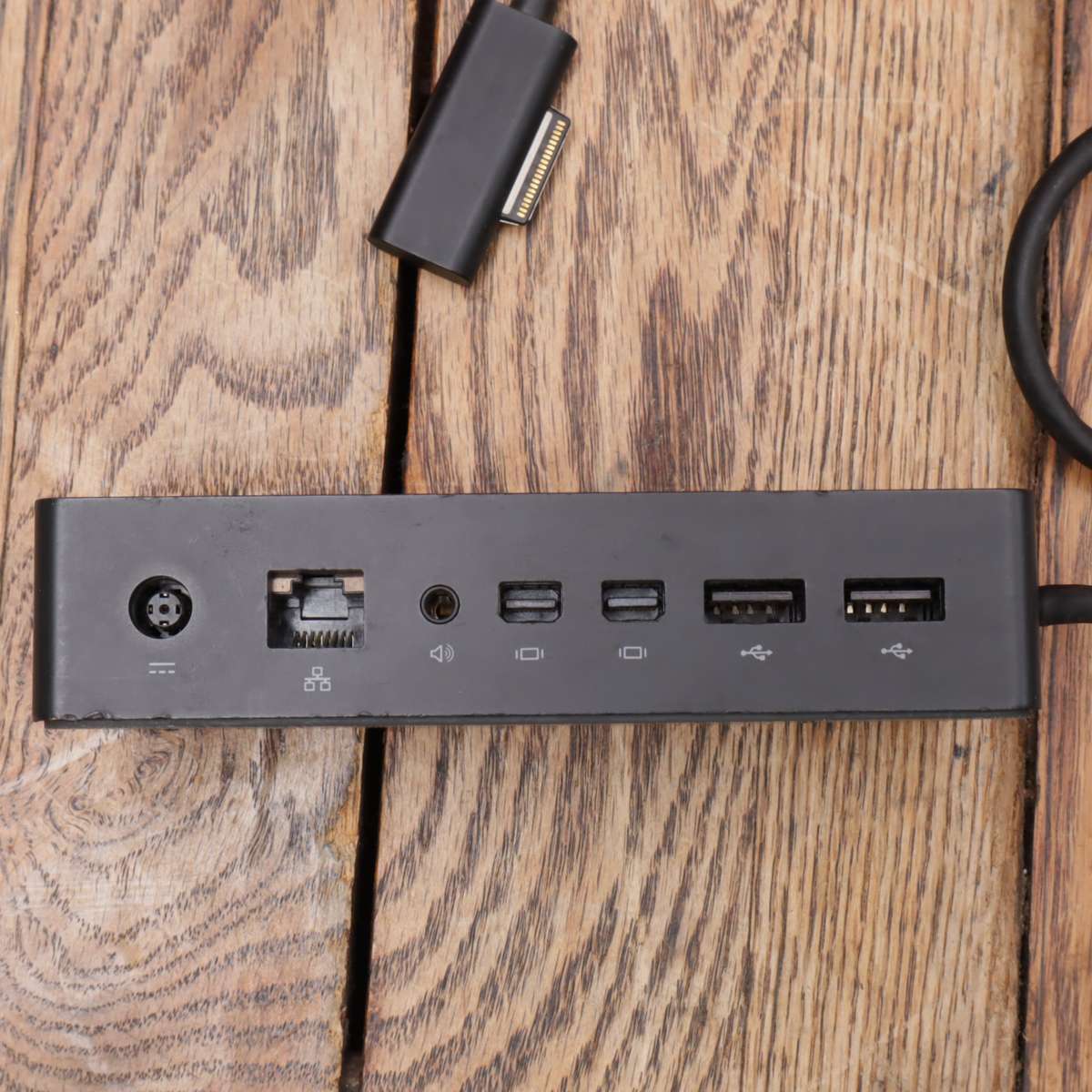 Microsoft Surface Dock 1661 Docking Station