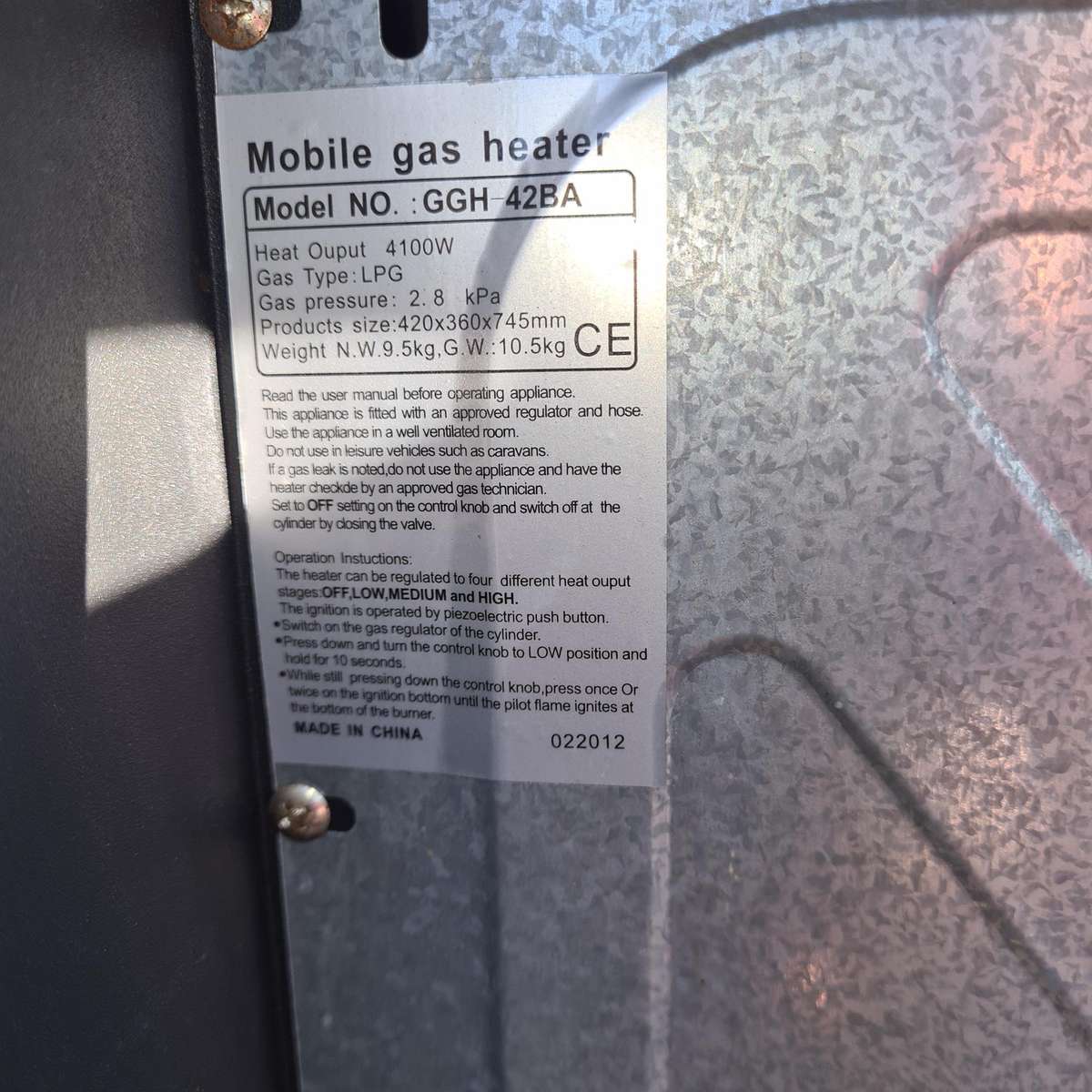 Goldair GGH-42BA Three Panel Mobile Gas Heater