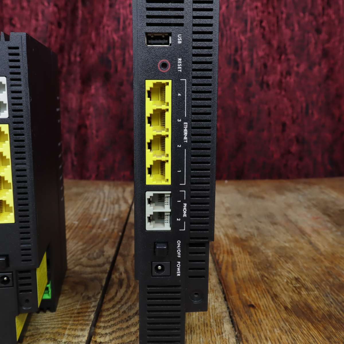 Calix GigaCenter 844G-2 AND GigaHub 812G-2 - Pre-Owned