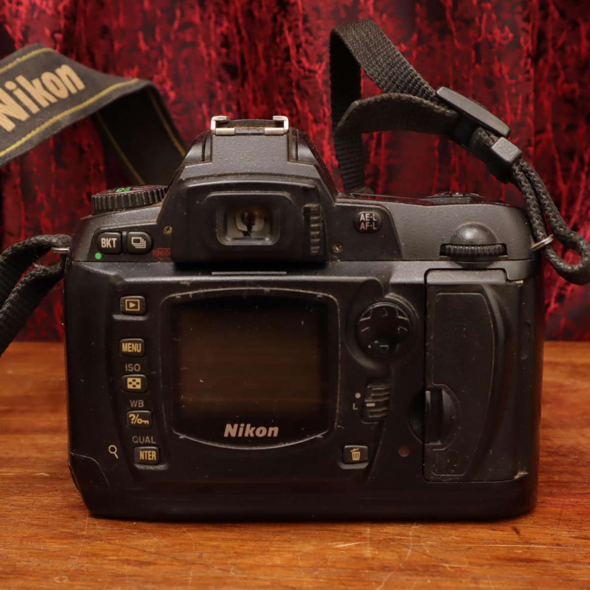 Nikon D70 Camera and AF-S DX Nikkor ED 18-55mm f3.5-5.6 G II Lens