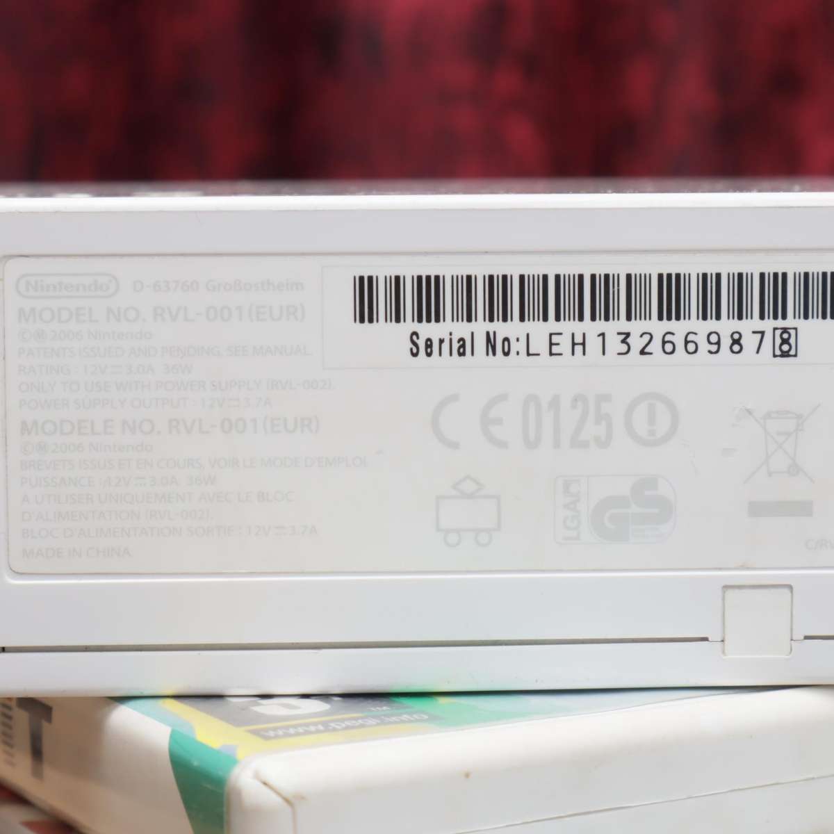 Nintendo Wii RVL-001(EUR) Gaming Console Set with Six Games - Black & White Controller