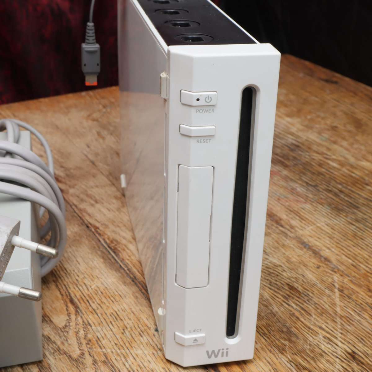 Nintendo Wii RVL-001(EUR) Gaming Console Set with Six Games - Black & White Controller