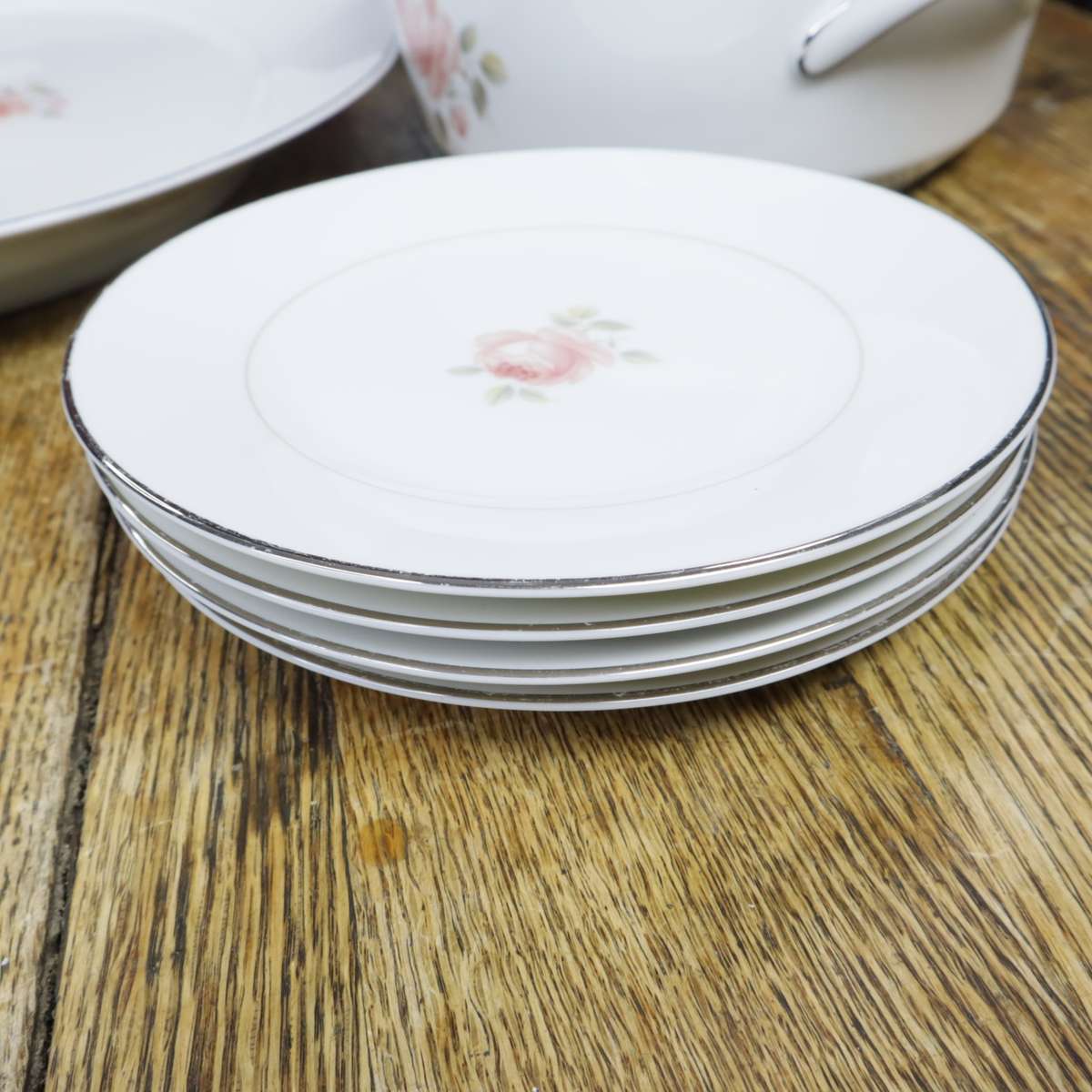 Noritake 6410 Delano Dinner Set - 26 PCS