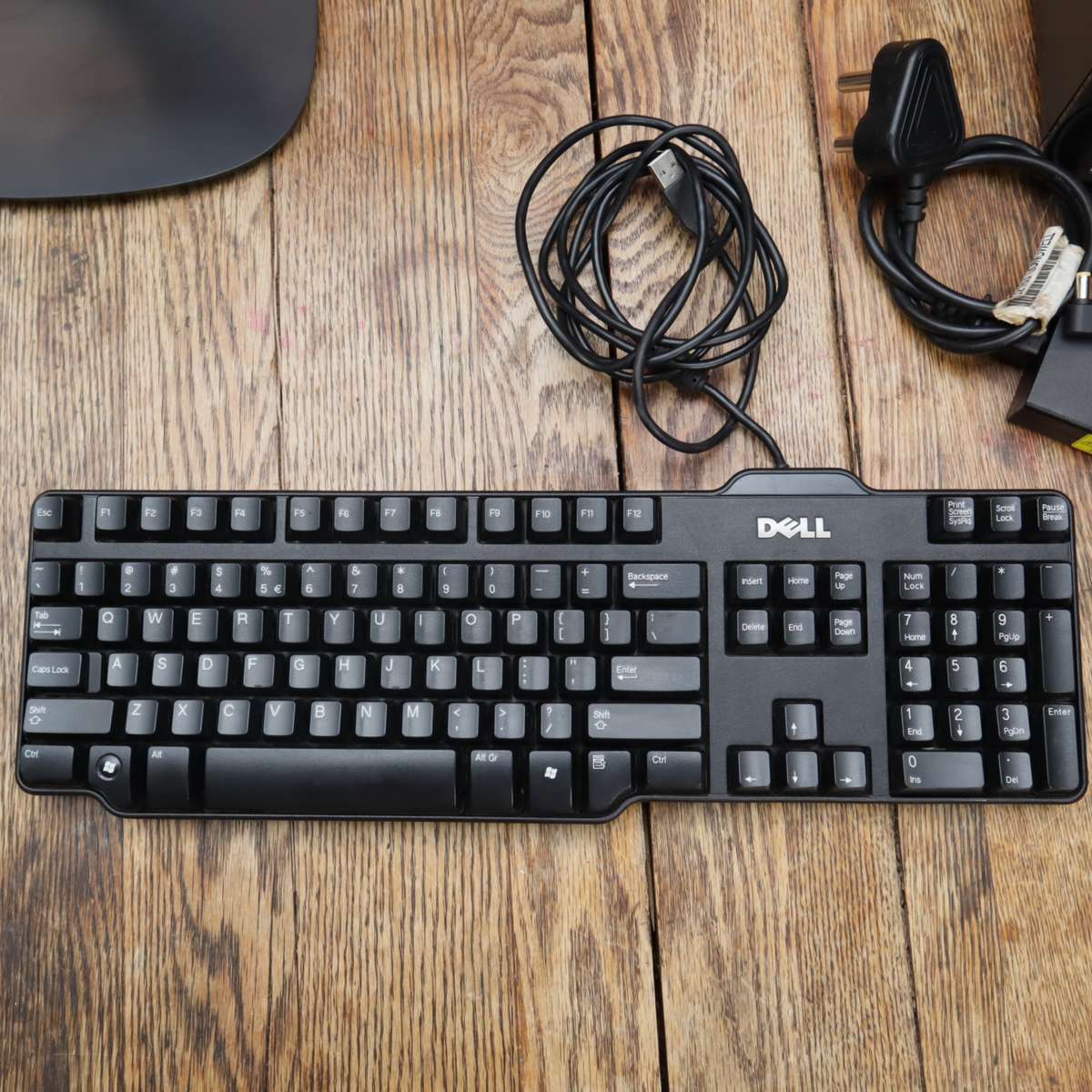 Acer Aspire XC-830 PC Set + 19.5" LG Monitor (20M35) + Lenovo Mouse + Keyboard - Pre-Owned