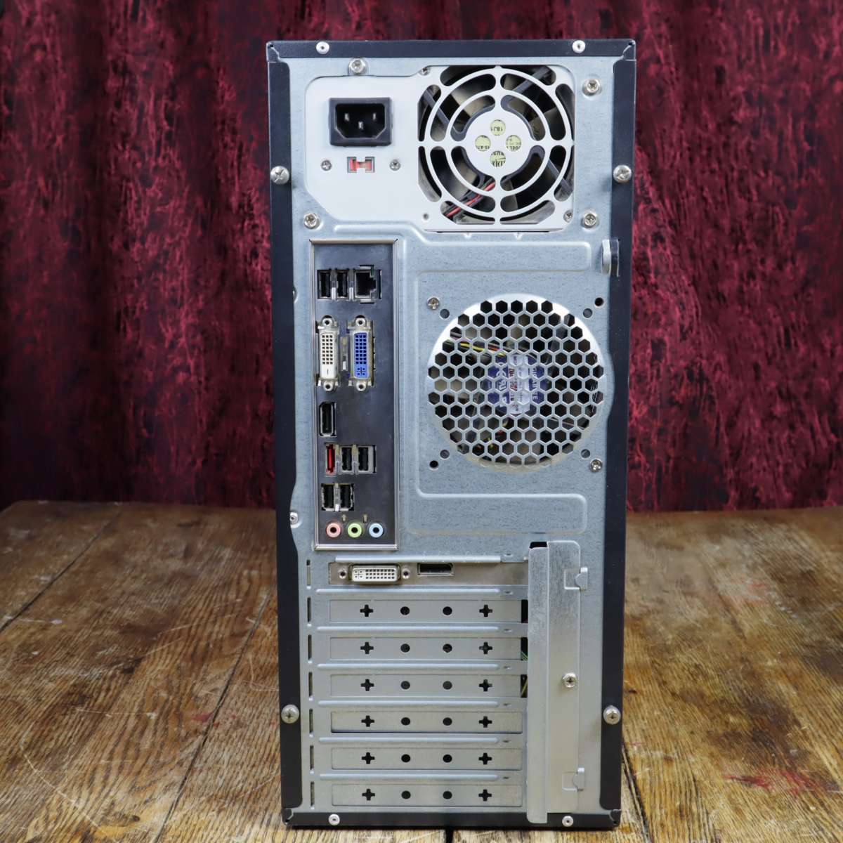 Desktop PC | Nvidia Quadro 600 | Core i7 - Quad Core| 2.93GHz | 6GB RAM | 1.8TB HDD