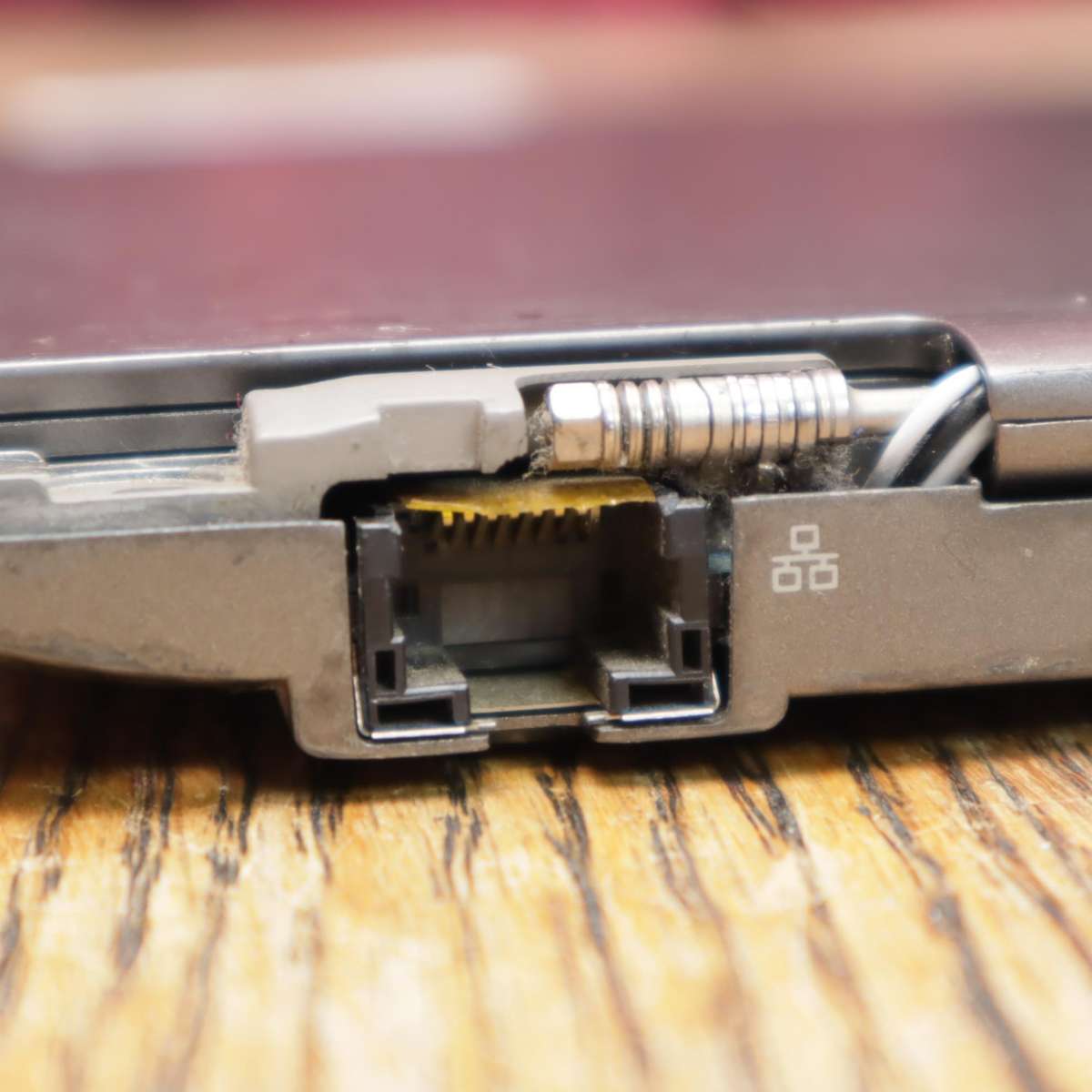 Toshiba Portege Z930 13" Laptop PC Core i7 4GB RAM 2.1GHz