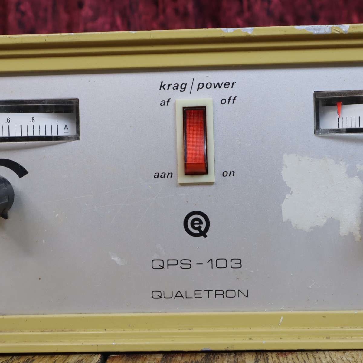 QUALETRON Old-School Bench Dual Power Supply - 30V 1A - QPS-103